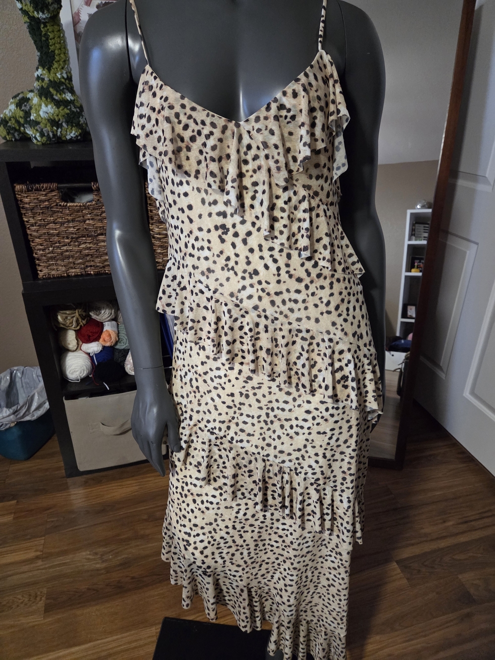 Steve Madden Beige Spotted Ruffle Maxi Dress
